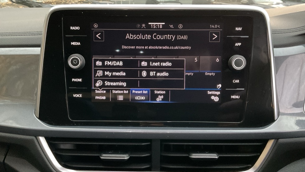 Used Volkswagen T-Roc 2022 for sale - 76635570: Photo 25