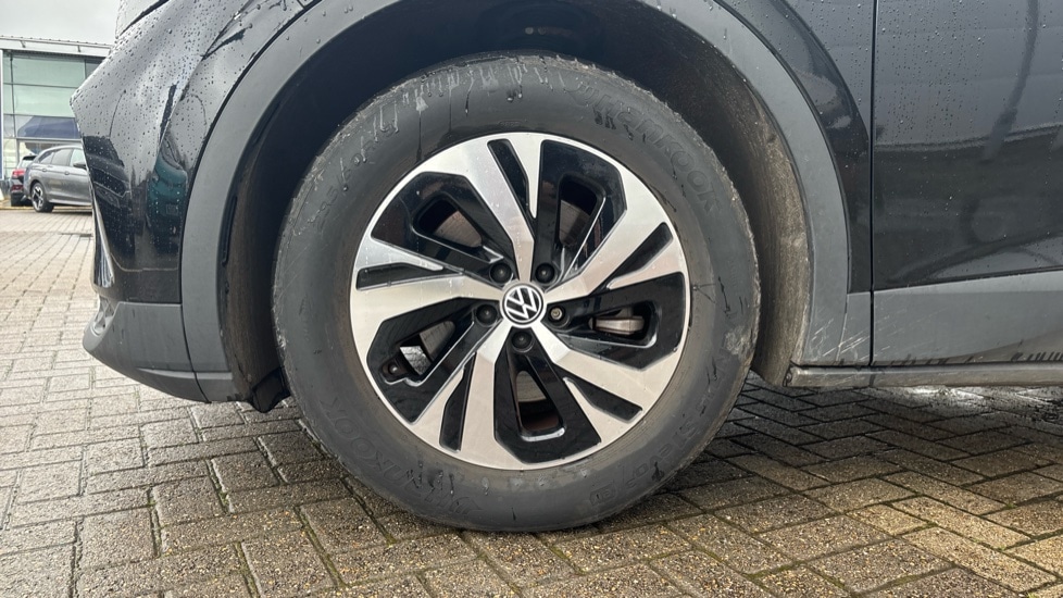 Used Volkswagen ID.4 2023 for sale - 76766366: Photo 18