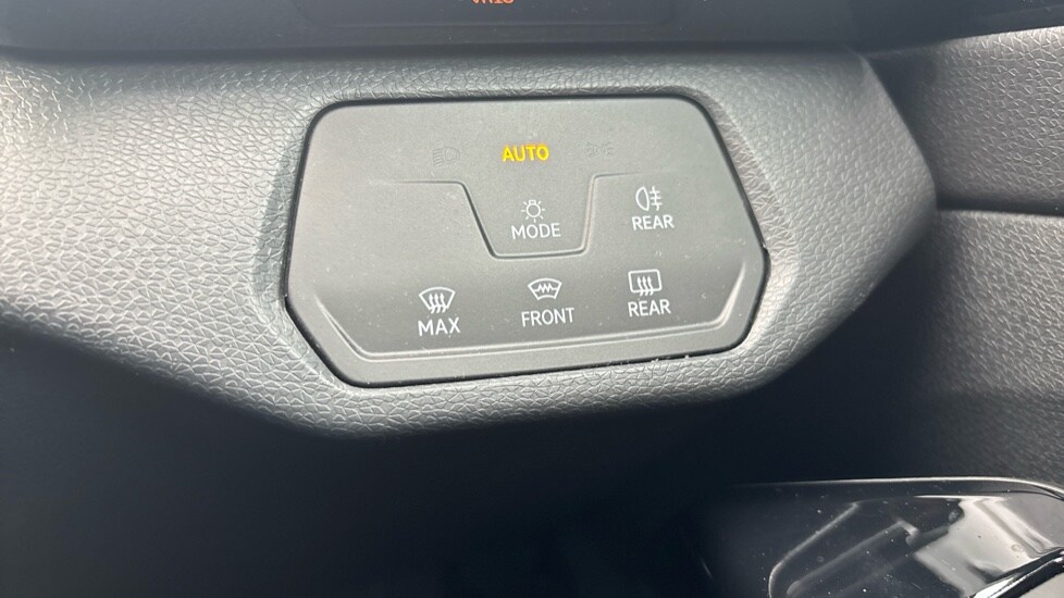 Used Volkswagen ID.4 2023 for sale - 76766366: Photo 31