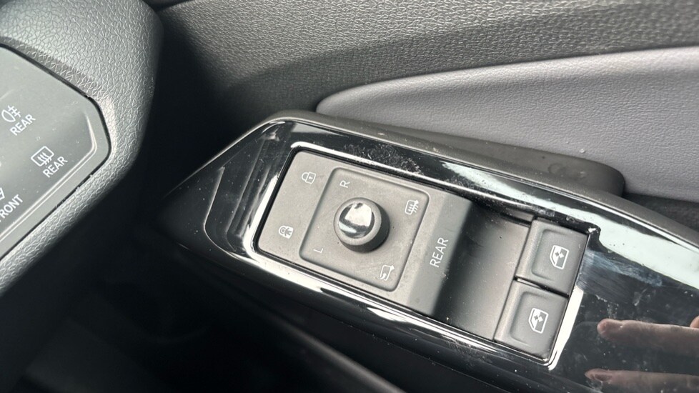 Used Volkswagen ID.4 2023 for sale - 76766366: Photo 33