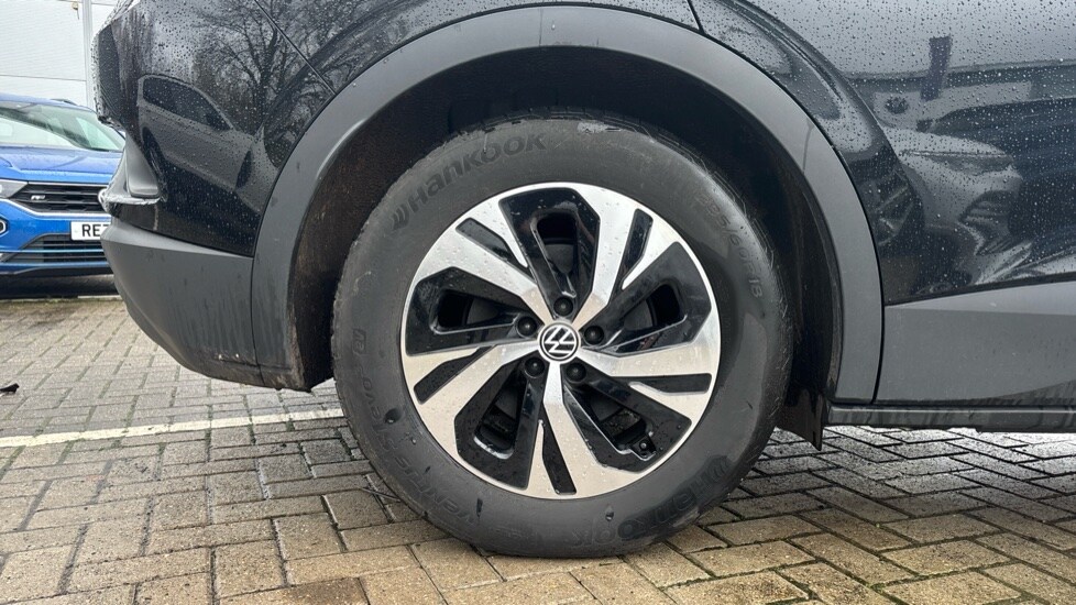 Used Volkswagen ID.4 2023 for sale - 76766366: Photo 5