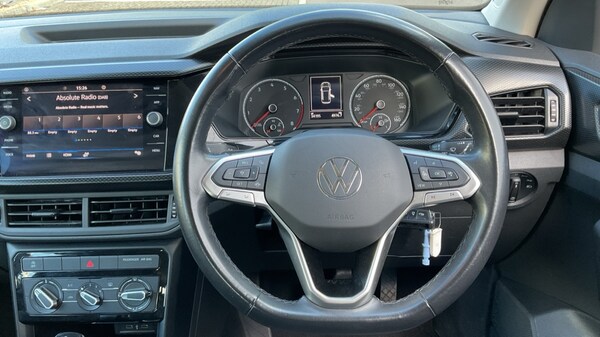 Used Volkswagen T-Cross 2022 for sale - 76254897: Photo 27
