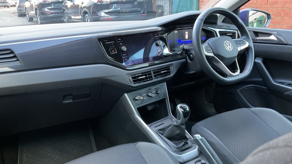 Used Volkswagen Polo 2023 for sale - 76766180: Photo 2