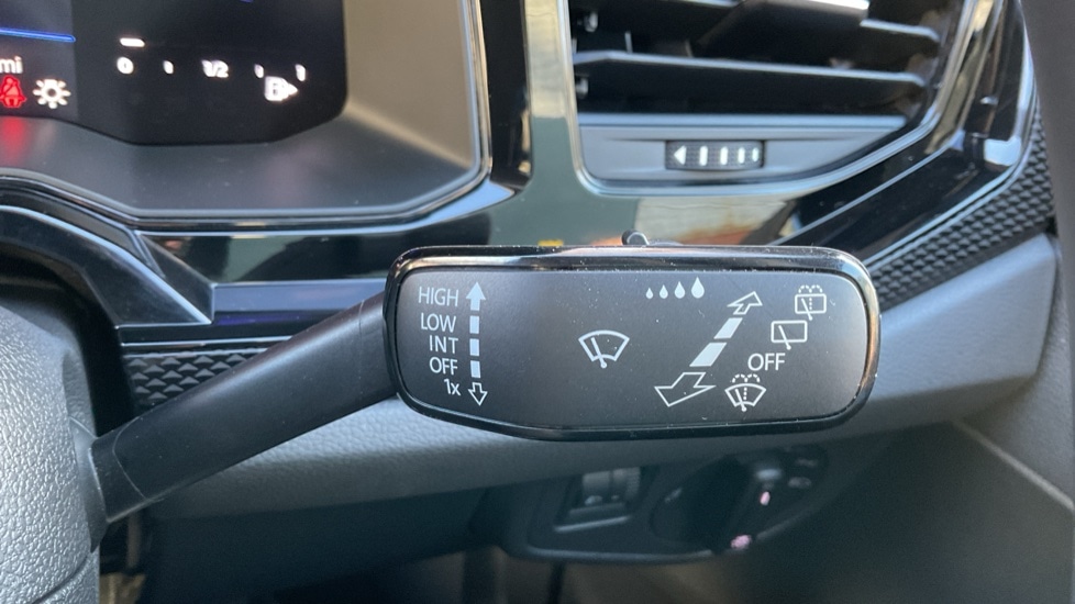 Used Volkswagen Polo 2023 for sale - 76766180: Photo 32