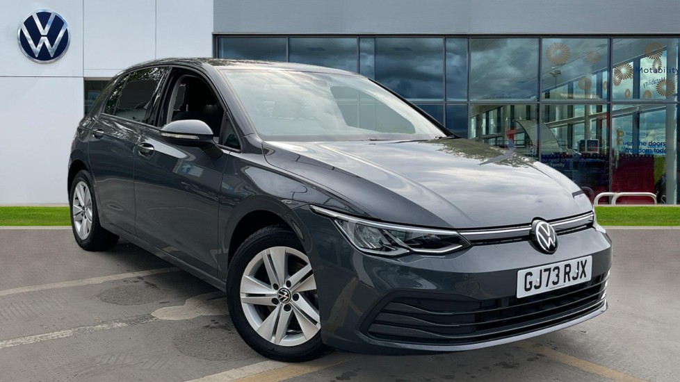 Used Volkswagen Golf 2023 for sale - 76018177: Photo 1