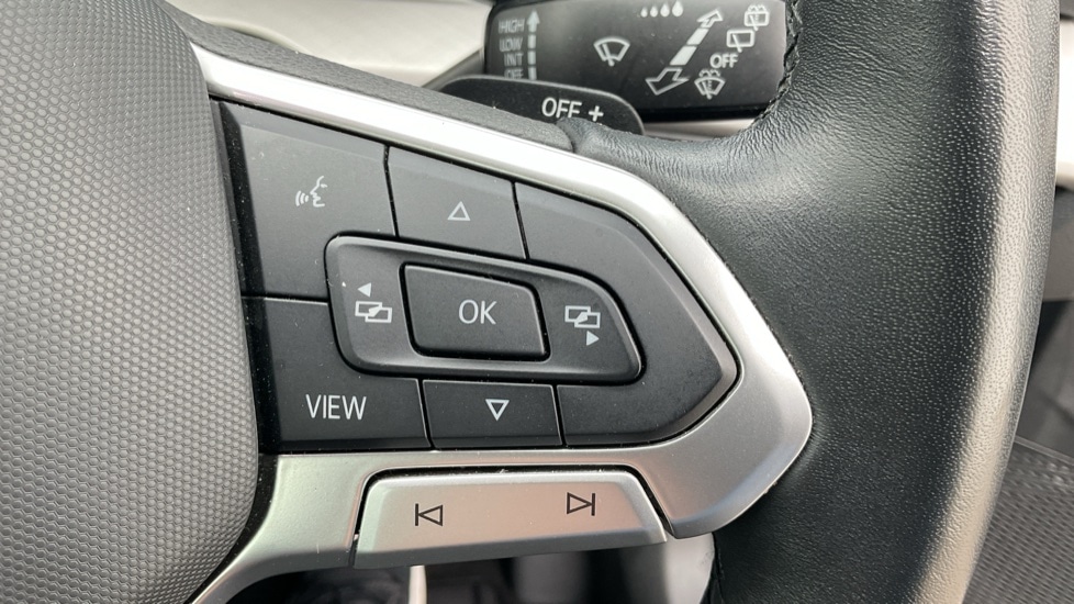 Used Volkswagen Golf 2023 for sale - 76018177: Photo 30