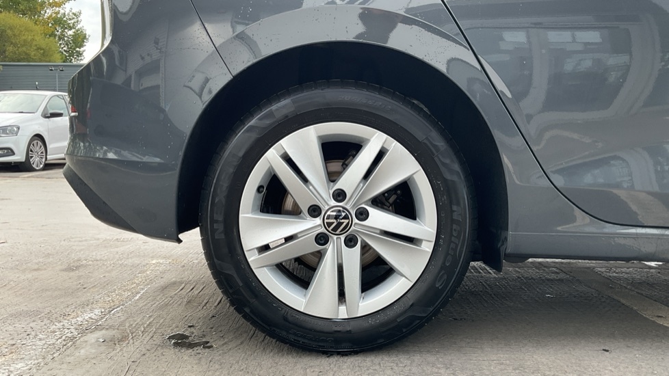 Used Volkswagen Golf 2023 for sale - 76018177: Photo 5