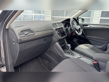 Used Volkswagen Tiguan Allspace 2022 for sale - 75440128: Photo