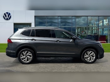 Used Volkswagen Tiguan Allspace 2022 for sale - 75440128: Photo
