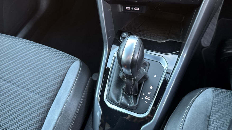 Used Volkswagen T-Roc 2021 for sale - 76954283: Photo 36