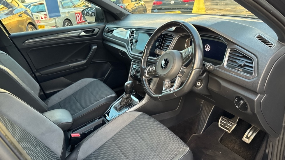Used Volkswagen T-Roc 2021 for sale - 76954283: Photo 6