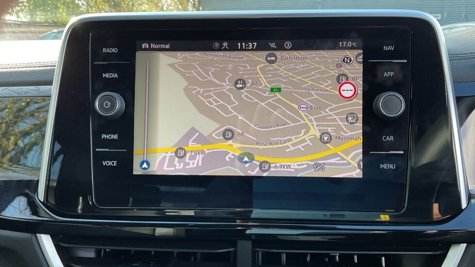 Used Volkswagen T-Roc 2025 for sale - 75522176: Photo 21