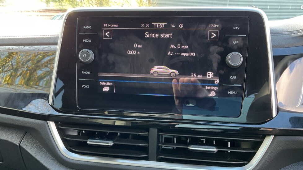 Used Volkswagen T-Roc 2025 for sale - 75522176: Photo 23