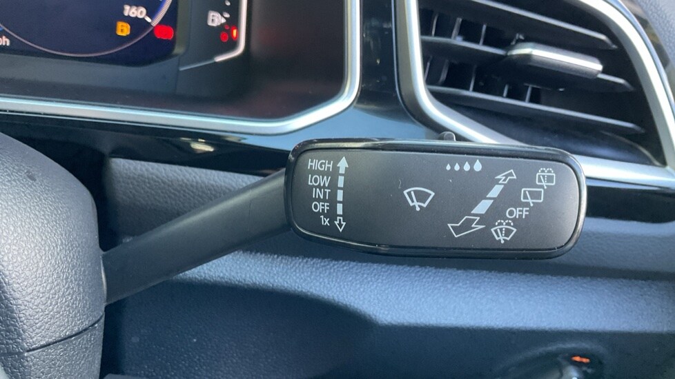 Used Volkswagen T-Roc 2025 for sale - 75522176: Photo 32