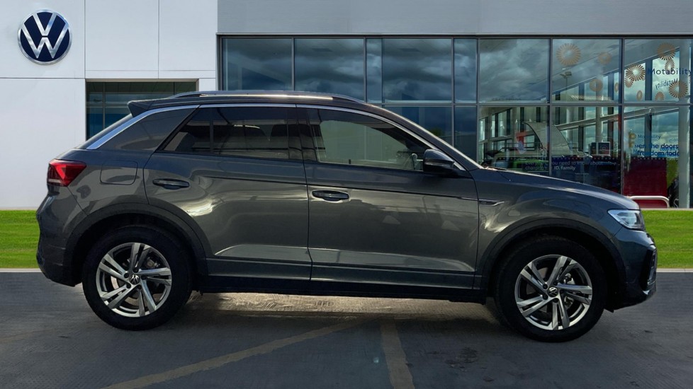 Used Volkswagen T-Roc 2025 for sale - 75522176: Photo 4