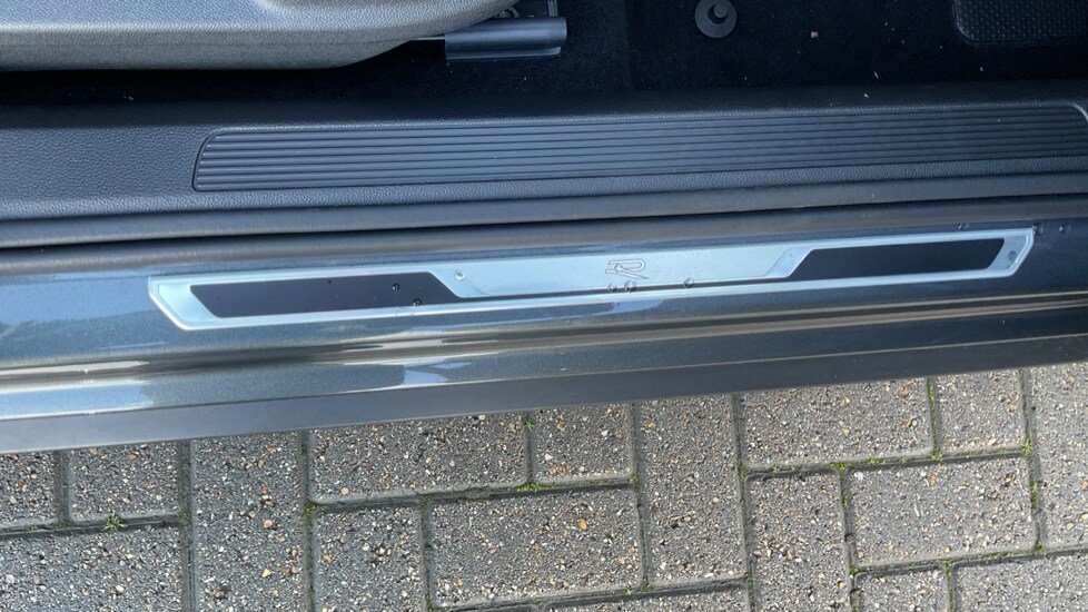 Used Volkswagen T-Roc 2025 for sale - 75522176: Photo 40