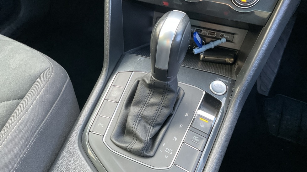 Used Volkswagen Tiguan 2020 for sale - 76731456: Photo 36