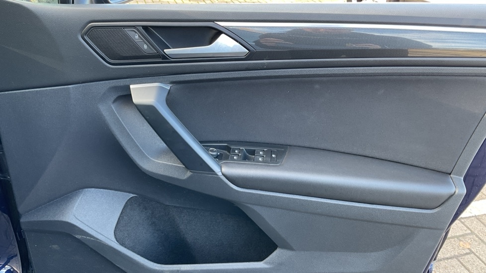 Used Volkswagen Tiguan 2020 for sale - 76731456: Photo 37