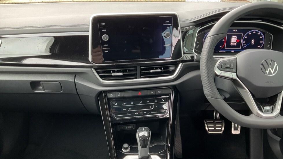 Used Volkswagen T-Roc 2025 for sale - 75874126: Photo 13