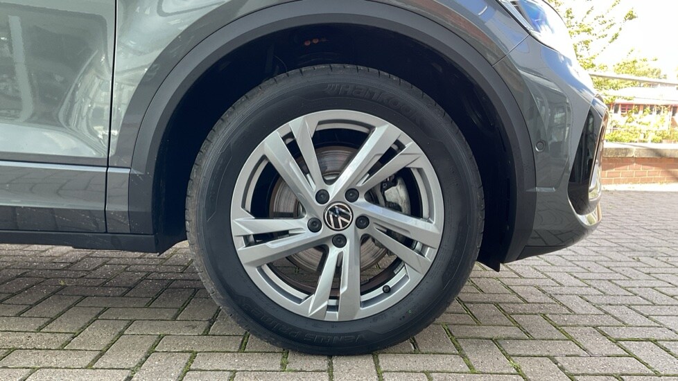 Used Volkswagen T-Roc 2025 for sale - 75874126: Photo 20
