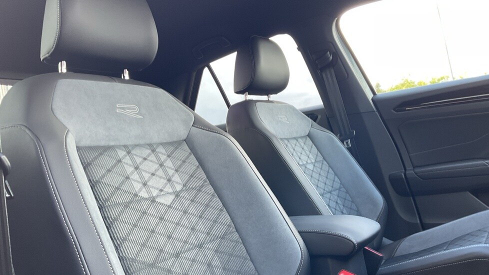 Used Volkswagen T-Roc 2025 for sale - 75874126: Photo 38