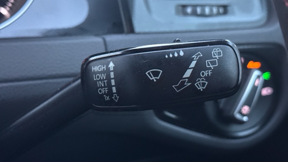 Used Volkswagen Golf 2017 for sale - 76766178: Photo 31