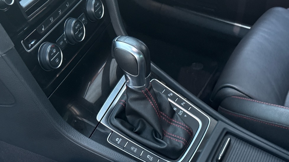 Used Volkswagen Golf 2017 for sale - 76766178: Photo 35