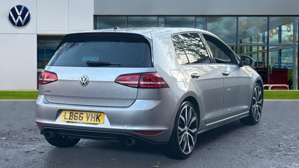Used Volkswagen Golf 2017 for sale - 76766178: Photo 8