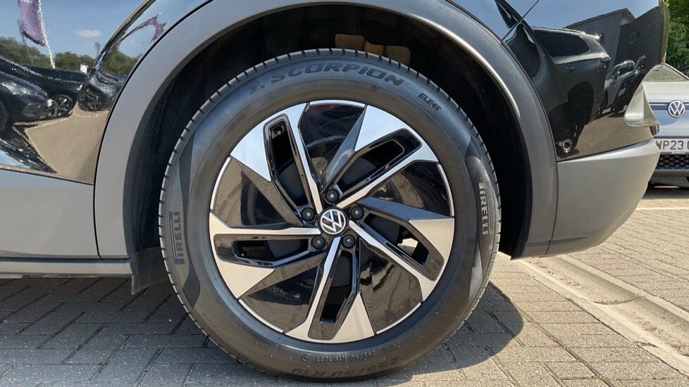 Used Volkswagen ID.4 2025 for sale - 76652422: Photo 19