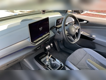 Used Volkswagen ID.4 2025 for sale - 76652422: Photo