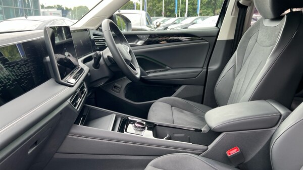 Used Volkswagen Tiguan 2025 for sale - 75715289: Photo 28