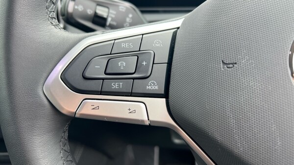 Used Volkswagen Tiguan 2025 for sale - 75715289: Photo 31