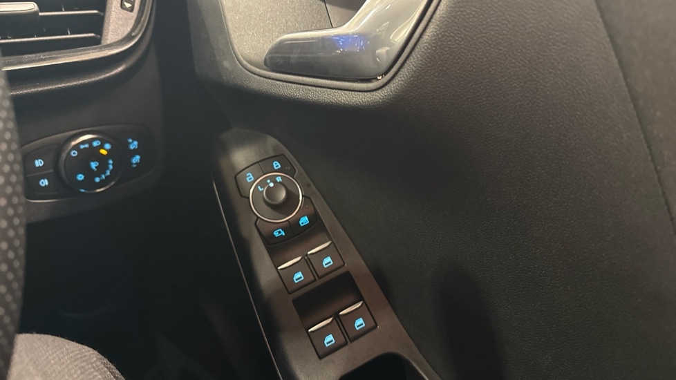 Used Ford Puma 2024 for sale - 76966580: Photo 29