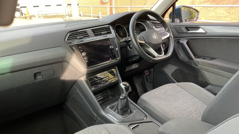 Used Volkswagen Tiguan 2022 for sale - 76466414: Photo 2