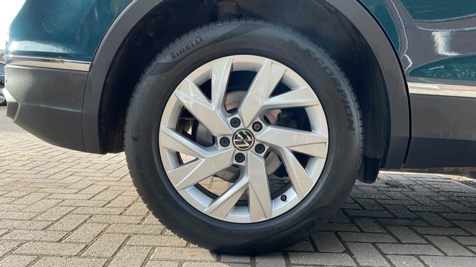 Used Volkswagen Tiguan 2022 for sale - 76466414: Photo 5