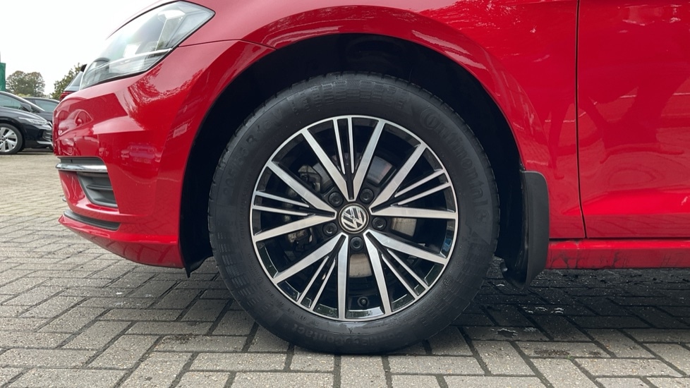 Used Volkswagen Golf 2017 for sale - 76191055: Photo 18