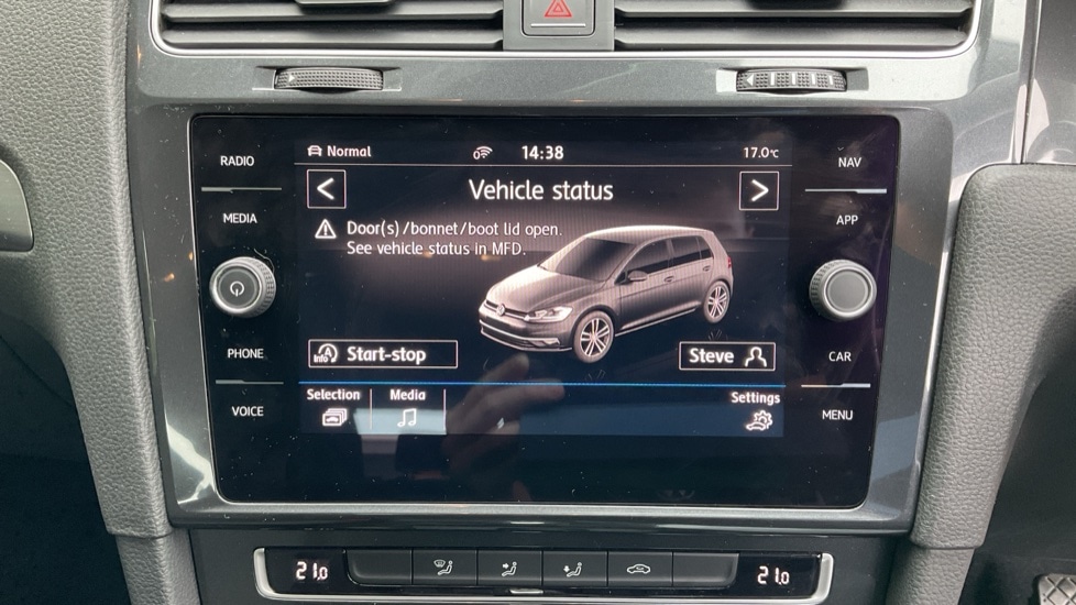 Used Volkswagen Golf 2017 for sale - 76191055: Photo 23