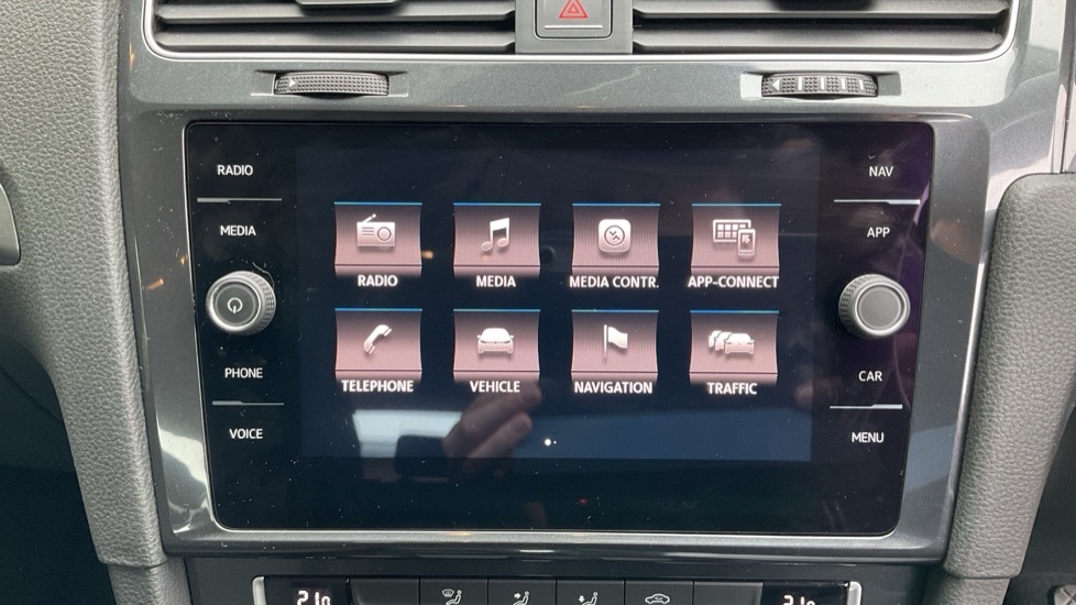 Used Volkswagen Golf 2017 for sale - 76191055: Photo 24