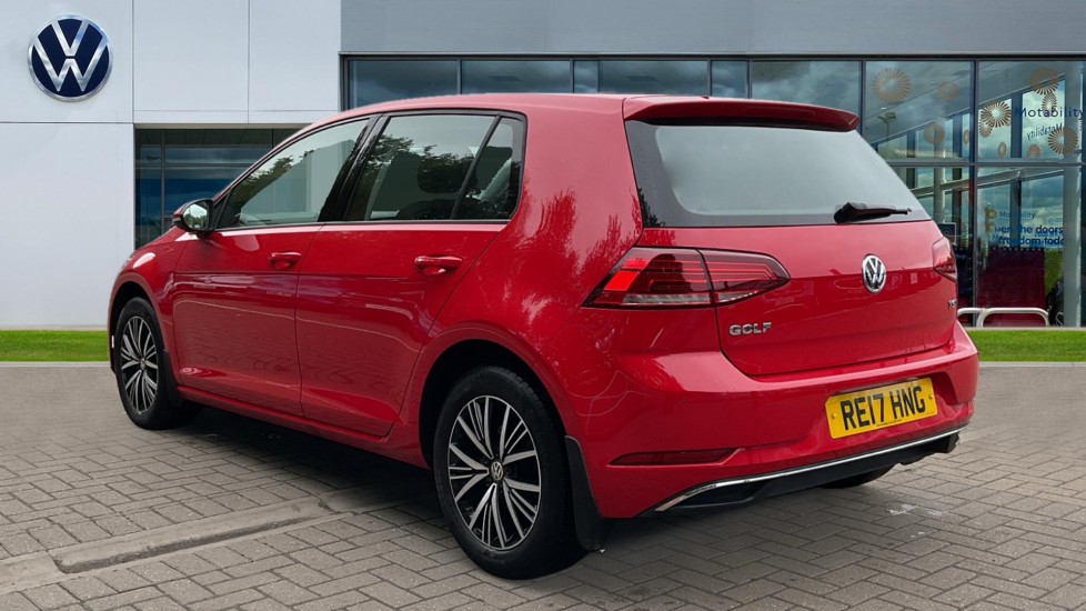 Used Volkswagen Golf 2017 for sale - 76191055: Photo 3