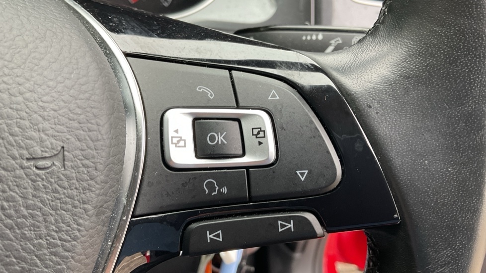 Used Volkswagen Golf 2017 for sale - 76191055: Photo 30