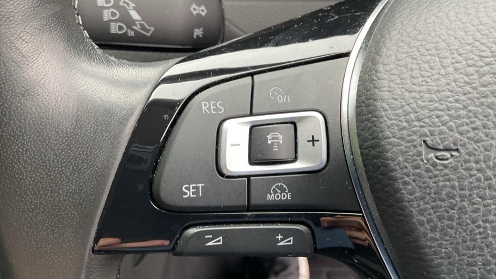 Used Volkswagen Golf 2017 for sale - 76191055: Photo 31