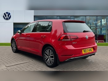 Used Volkswagen Golf 2017 for sale - 76191055: Photo 3
