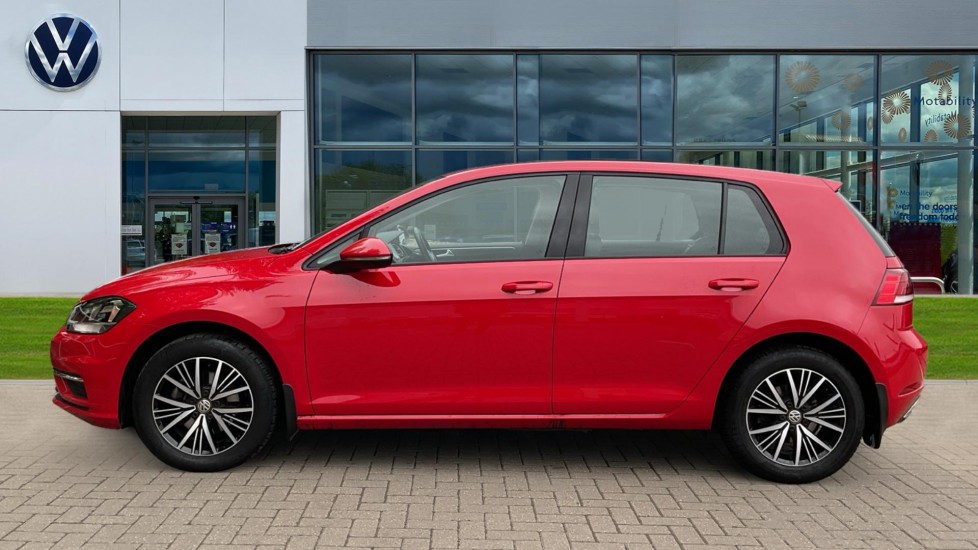 Used Volkswagen Golf 2017 for sale - 76191055: Photo 9