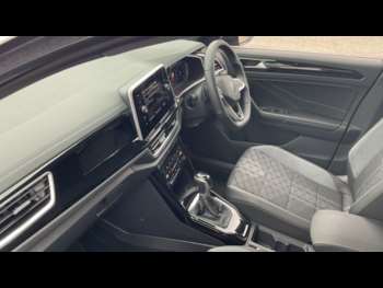 Used Volkswagen T-Roc 2024 for sale - 75067068: Photo