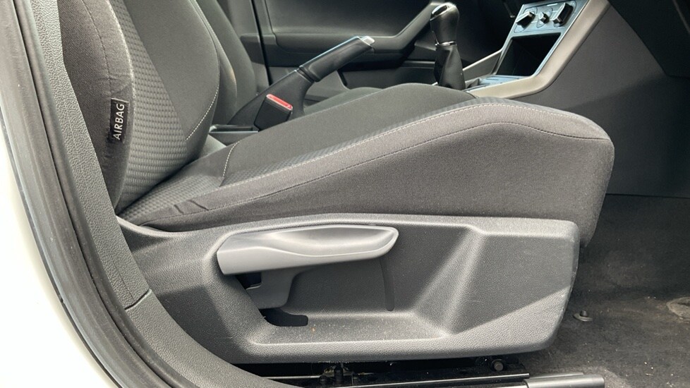 Used Volkswagen Polo 2021 for sale - 76015240: Photo 39