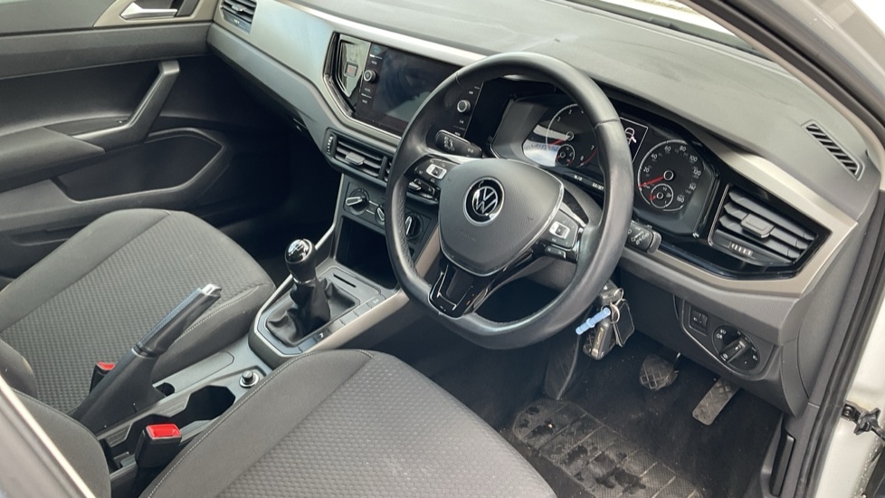 Used Volkswagen Polo 2021 for sale - 76015240: Photo 6