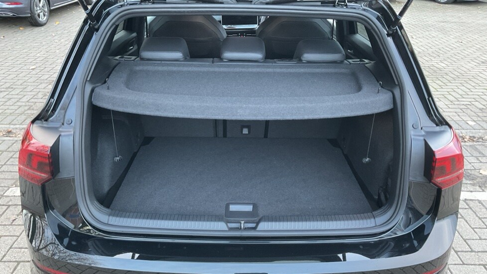Used Volkswagen Golf 2025 for sale - 76586825: Photo 16
