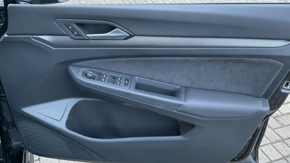 Used Volkswagen Golf 2025 for sale - 76586825: Photo 37