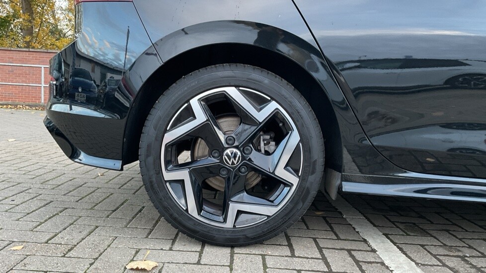 Used Volkswagen Golf 2025 for sale - 76586825: Photo 5