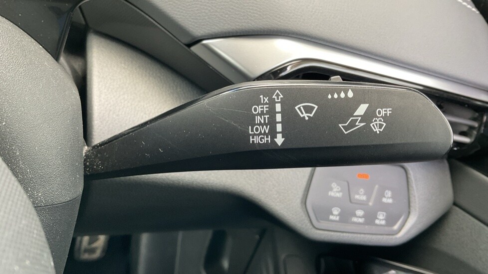 Used Volkswagen ID.5 2023 for sale - 75894874: Photo 32